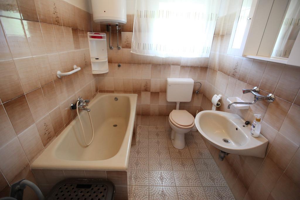 Apartment Marin Donji Seget Esterno foto